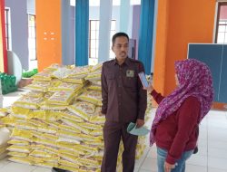 Baznas Berbagi Sembako Di Bulan Ramadhan Untuk Kaum Mustahid Di Enrekang