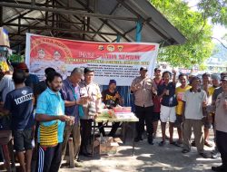 Polsek KPL Gelar Para-Para Numbay Dengan Supir Taksi