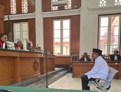 Majelis Hakim Tipikor PN Makassar Menolak Eksepsi GAZALI MACHMUD dalam Perkara Korupsi Penyimpangan Penetapan Harga Jual Pasir Laut Takalar