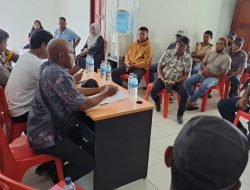 Kanit Binmas Polsek KPL Jayapura Diskusi Santai Bersama TKBM Lewat Para-para Numbay