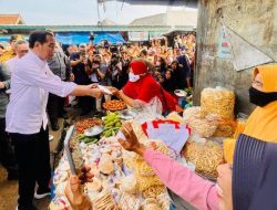 Kunjungi Pasar Natar Lampung, Presiden Tinjau Harga Komoditas Pangan
