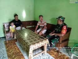 Pererat Hubungan Silaturahmi, Babinsa Koramil Sanankulon Laksanakan Anjangsana ke Rumah Warga Binaannya
