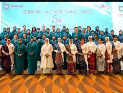 Ibu Negara Iriana dan Anggota OASE KIM Hadiri Puncak Peringatan HKG PKK ke-51 Tahun 2023 di Medan