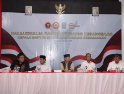 Kepala BNPT Apresiasi Polres Lamongan Berangkatkan Eks Napiter Umroh