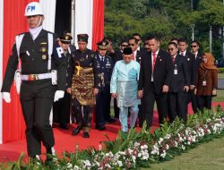 Kenakan Pakaian Adat Melayu, Wapres Ikuti Upacara Hari Lahir Pancasila Tahun 2023 di Lapangan Monas