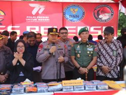 Kapolda Sulsel Musnahkan Ratusan Butir Ekstasi dan Puluhan Kilo Barang Bukti Narkotika Kasus Lima Bulan Terakhir
