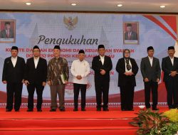 Kepada KDEKS Provinsi Kepri, Wapres Sampaikan Tiga Langkah Strategis Percepat Pertumbuhan Ekonomi dan Keuangan Syariah di Riau