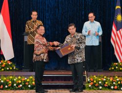 Disaksikan Presiden Jokowi, Mendagri Tito Sepakati Perjanjian Lintas Batas dengan Mendagri Malaysia