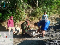Babinsa Koramil Doko Gelar Kerja Bakti Bersama, Sebagai Wujud Kemanunggalan TNI dengan Rakyat
