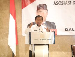 Hadiri Rapimnas ADKASI, Sekjen Kemendagri Tegaskan Fungsi Partai Politik di Masyarakat