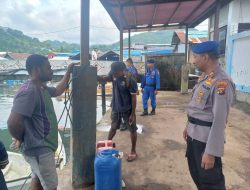 Sat Polair Gelar Para-Para Numbay Guna Menjalin Silaturahmi Dengan Warga Pesisir