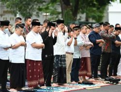 Presiden dan Ibu Iriana Salat Iduladha 1444 H di Istana Yogyakarta Bersama Masyarakat