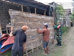Peduli Warga Kurang Mampu, Babinsa Koramil Udanawu Bantu Atasi Kesulitannya