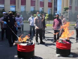 Polda Sulteng Musnahkan Barang Impor Bekas Senilai 302 Juta Rupiah