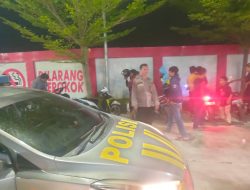 Cegah Aksi Kejahatan dan Balap Liar, Personel Polsek Bontonompo Gelar Patroli Blue Light
