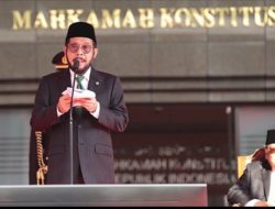 Peringati HUT Ke-20, MK Gelar Upacara dan Tasyakuran