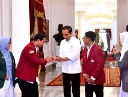 Presiden Jokowi Terima PP Hima Persis di Istana Merdeka
