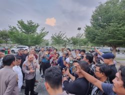 Kapolda pastikan Anggotanya Tidak Ada yang Pijak Tempat Ibadah di Mesjid Raya Sumbar