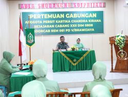 Dandim 0808/Blitar Berikan Pengarahan Kepada Anggota Persit Kartika Chandra Kirana Cabang XXII