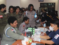 Bakti Kesehatan Donor Darah Meriahkan Perayaan HUT Polwan RI ke-75 di Polda Papua