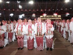 Kompaknya 15.110 Pemain Angklung Pecahkan Rekor Dunia