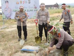 Polda Sulteng Tanam 5.690 Bibit Pohon, Semarakkan HUT RI ke-78