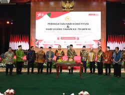 Menteri ATR/Kepala BPN Hadiri Peringatan Hari Konstitusi dan HUT ke-78 MPR RI