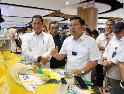 Dirut Bulog GREBEK PASAR Pastikan Beras SPHP Tersedia Sepanjang Tahun 