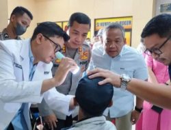 Polri Peduli, Polres Metro Jaktim Gelar Operasi Katarak Gratis