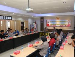 Jelang Pemilu Humas Gelar Pelatihan, Kapolresta Tekankan Humas Harus Bisa Sinergi dan Kolaborasi