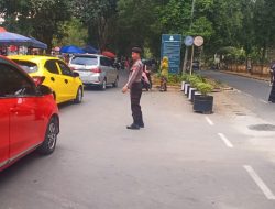 Pastikan Giat Masyarakat Aman dan Lancar, Personil Polsek Somba Opu Polres Gowa Laksanakan PAM Wisuda