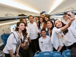 Presiden Jokowi Lakukan Uji Coba Kereta Cepat Jakarta-Bandung
