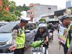 Hari Kedua Belas Ops Zebra Cartenz, Sat Lantas Berikan Himbauan dan Edukasi Tertib Berlalulintas