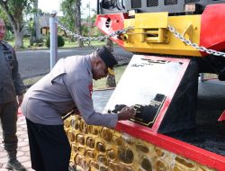 Tiba di Mimika, Kapolda Papua Menandatangani Prasasti Rantis Brimob DAPC-1 Wolf