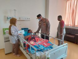 Wujud Kepedulian, Kapolres Gowa Bersama PJU, Kunjungi Anggota dan Ibu Bhayangkari yang Terbaring Sakit