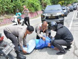 Wakapolda Papua Jadi Teladan: Bertindak Sigap Saat Kecelakaan Lalu Lintas Terjadi