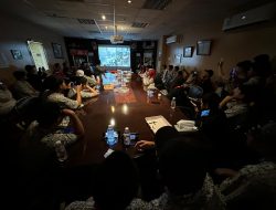 25 Siswa SMA Sekolah Indonesia Riyadh Kunjungan Belajar ke Pabrik Mie Instan Indonesia di Damman