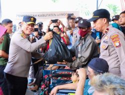 Kapolda Sulteng Tinjau Langsung Bakti Sosial dan Kesehatan Alumni Akabri 91 di Polsek Luwuk Banggai