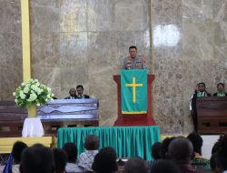 Ciptakan Kamtibmas Kondusif, Kapolres Yahukimo Jalin Silaturahmi Bersama Jemaat GKI Metanoia Dekai