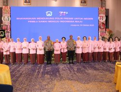 Kapolda Papua Ajak Bhayangkari Jaga Keseimbangan Tugas dan Keluarga pada Peringatan HKGB Ke-71