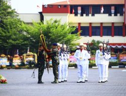Korps Brimob Polri Gelar Serah Terima Pataka ke Dankor Brimob Baru