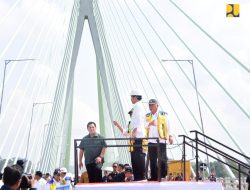 Menteri Basuki Dampingi Presiden Jokowi Tinjau Jaringan Jalan Tol Menuju IKN Nusantara, Selesai Juli 2024