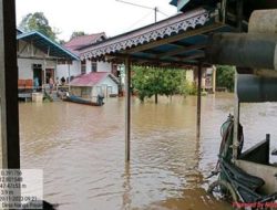 Banjir Rendam 376 Rumah Warga di Kabupaten Kapuas Hulu