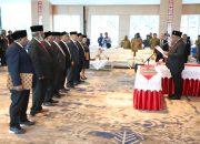 Wamendagri Lantik 8 Anggota MRP Provinsi Papua Masa Jabatan 2023-2028