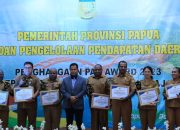 Kapolda Papua Hadiri Pemberian Penghargaan PAD Award 2023