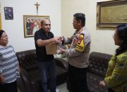 Kapolres Gowa dan Ketua Bhayangkari Jalin Silaturahmi dengan Purnawirawan Jelang Perayaan Natal dan Tahun Baru
