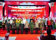 Dankodiklatal Didampingi Asintel dan Aster Panglima TNI Mewakili Panglima TNI Hadiri Deklarasi Pemilu Damai di Surabaya