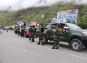 Jaga Kamtibmas, Aparat Gabungan TNI-Polri Gelar Patroli Dialogis di Puncak Jaya