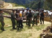 Patroli Jarak Jauh, Kapolres Lanny Jaya Sambangi Pos TNI di Distrik Popome dan Balingga