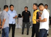 Kunjungi Gudang Logistik KPU, ini yang Disampaikan Kapolres Gowa ke Petugas Pelipat Surat Suara Pemilu 2024